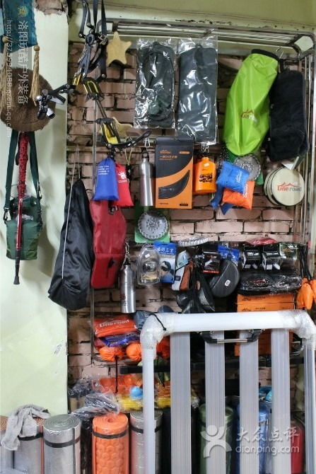 玩酷戶外用品 洛陽購物新體驗，服裝服飾精選推薦